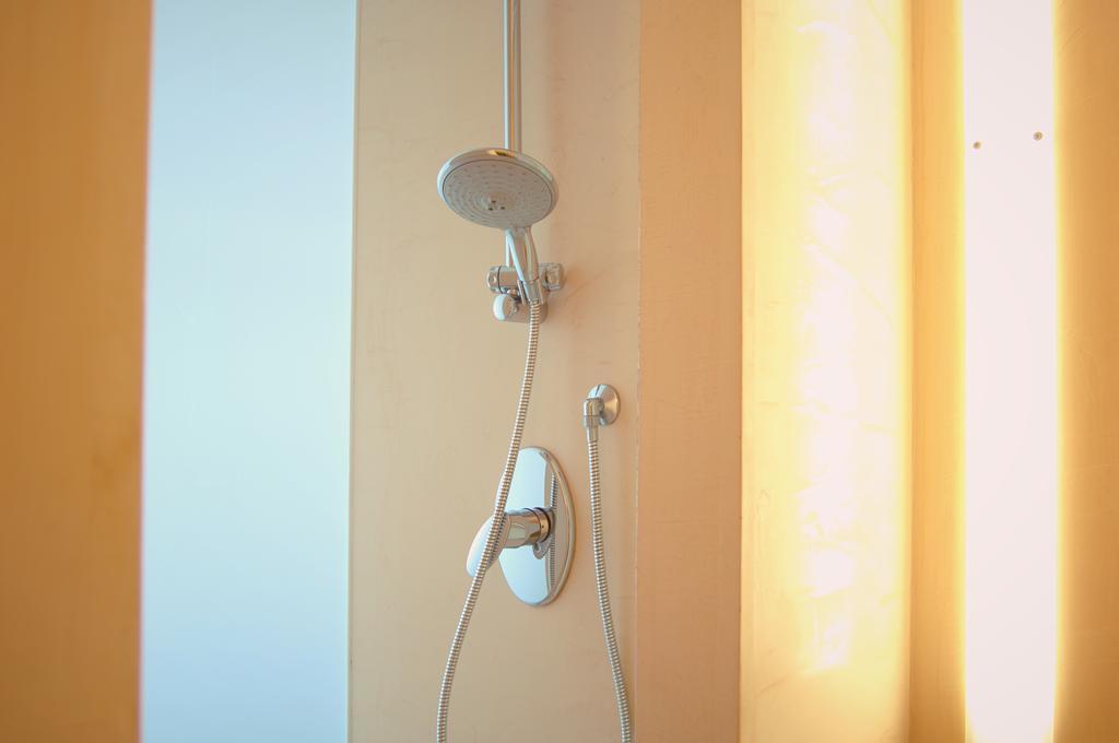 Kite & Lounge Hotel Club Da Baia Brenzone sul Garda Exterior foto